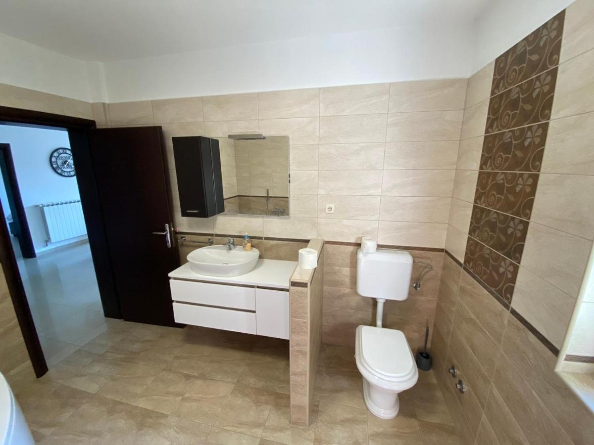 Apartman Ana Kampor Exterior foto