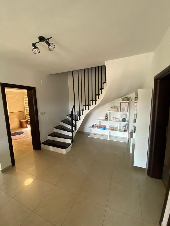 Apartman Ana Kampor Exterior foto