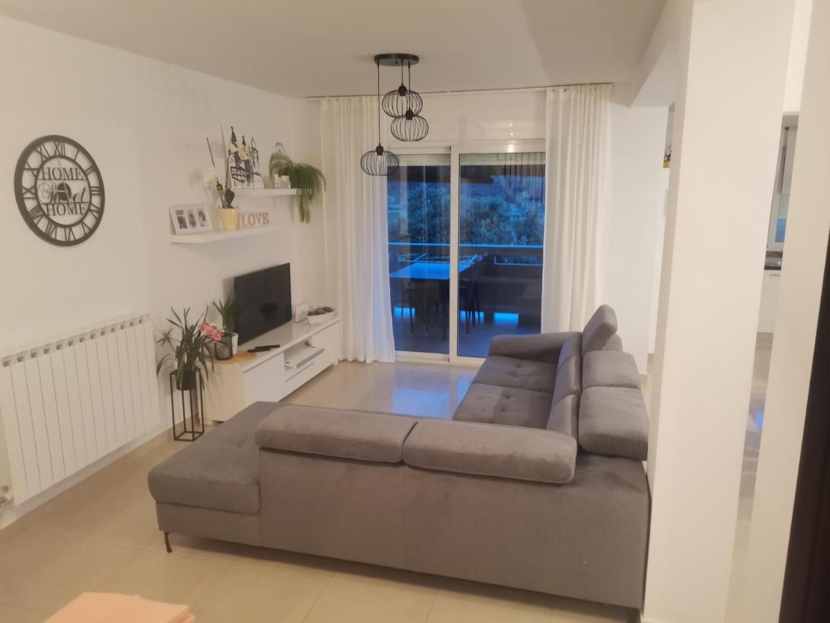 Apartman Ana Kampor Exterior foto